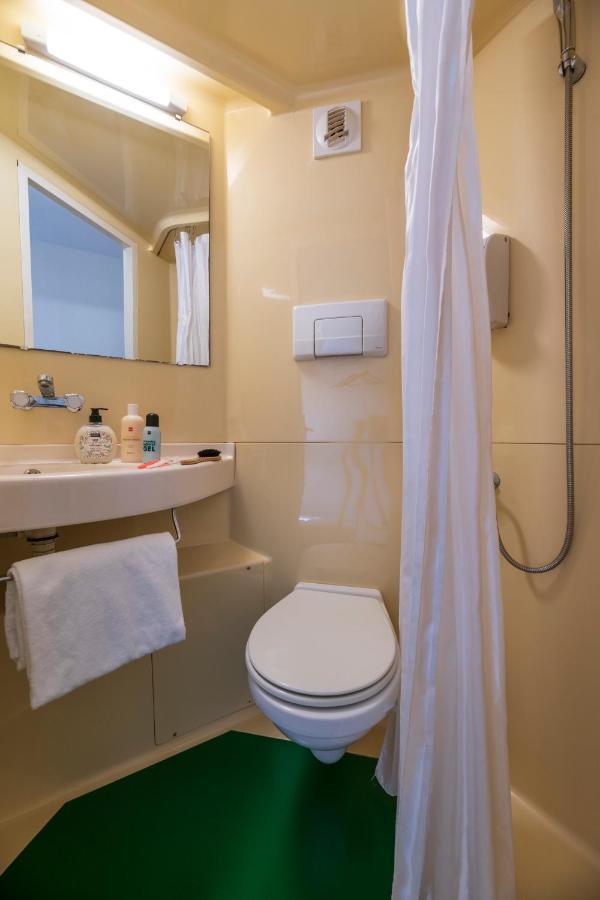 Hotel Cerise Auxerre Monéteau Exteriör bild