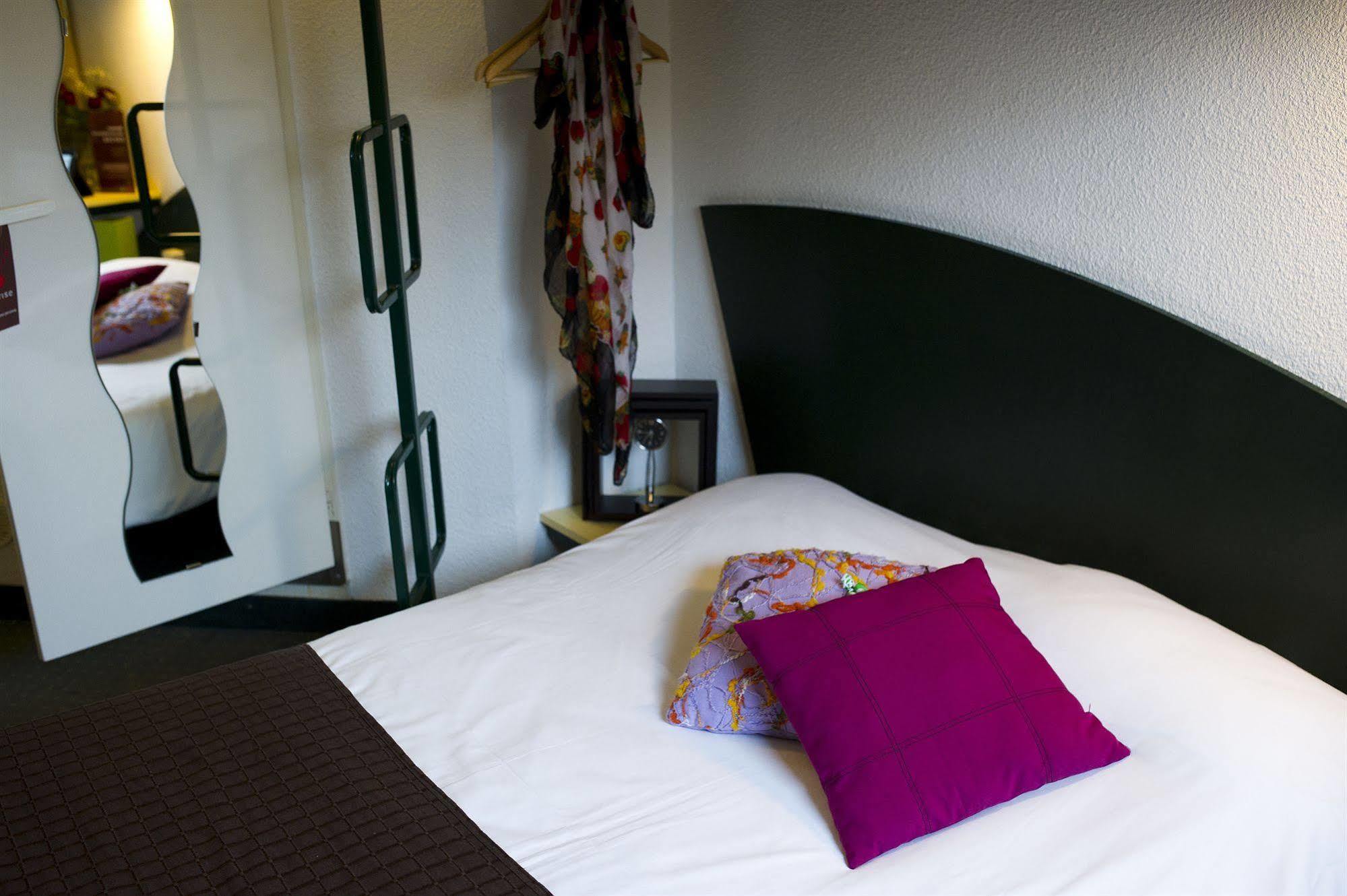 Hotel Cerise Auxerre Monéteau Exteriör bild